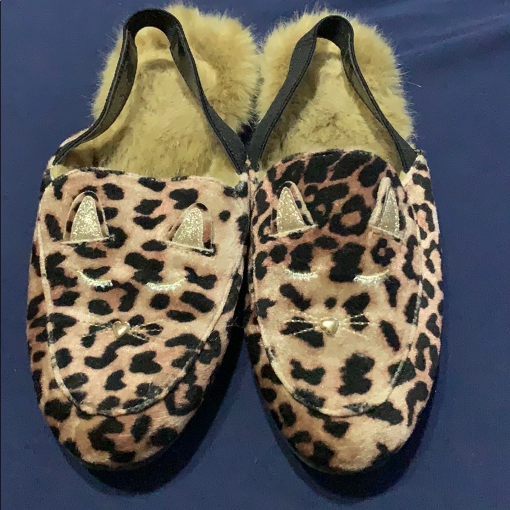 Cat theme sandals